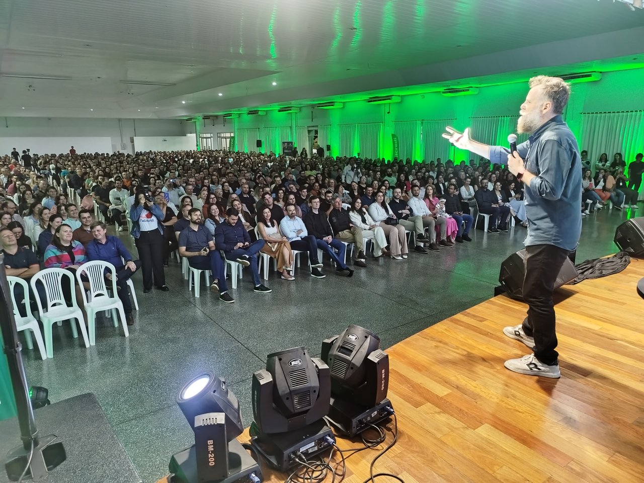 Conexão Acipa reuniu grande público na Asfuca Conexão Acipa reuniu grande público na Asfuca
