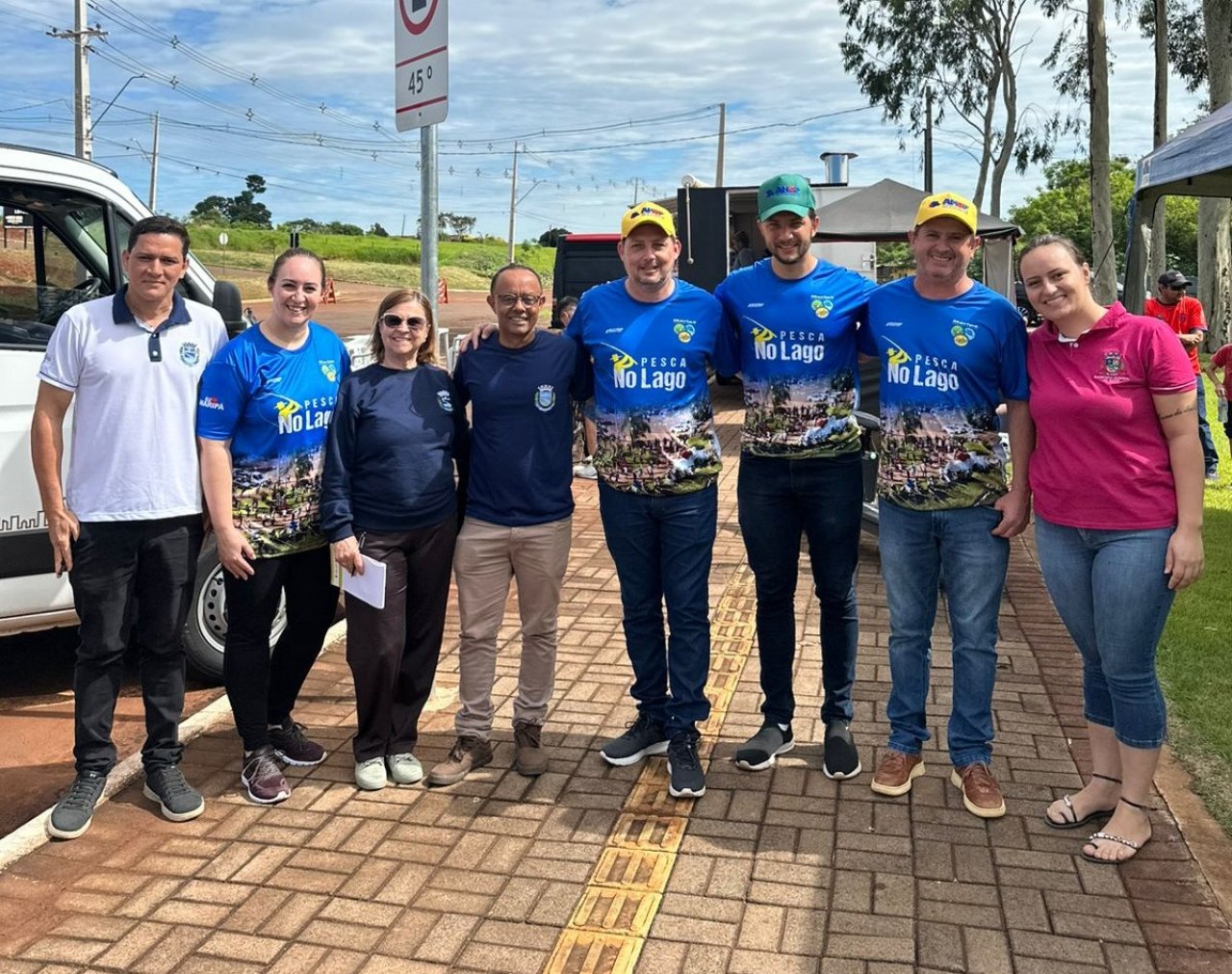 Comitiva de Palotina esteve em Maripá participando do evento Pesca no Lago Comitiva de Palotina esteve em Maripá participando do evento Pesca no Lago